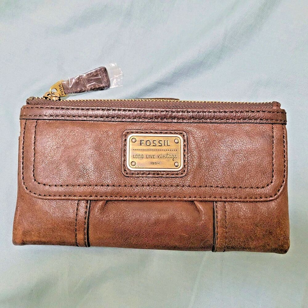 Fossil RARE Long Live Vintage 1954 Bifold Brown Lamb Hide Leather Zip Wallet